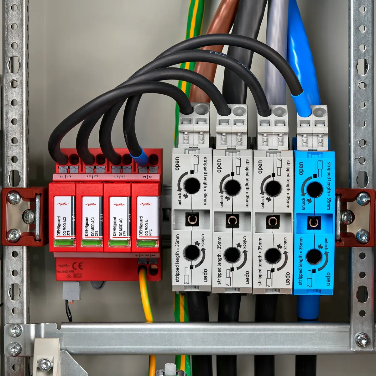 DEHNguard ACI in application